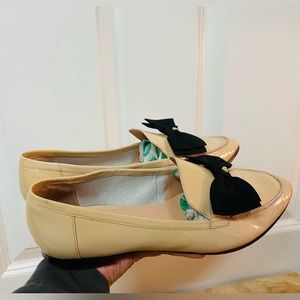 Kate Spade Cosetta Too Pointed Toe Bow Loafers  8.5